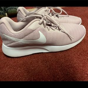 Women's Nike Tanjun Sneakers